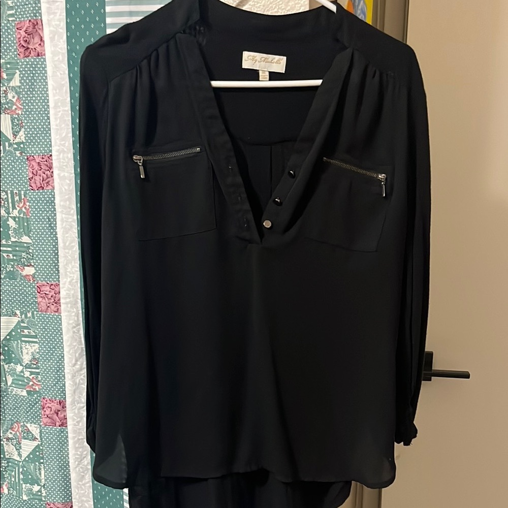 Women's Black Top